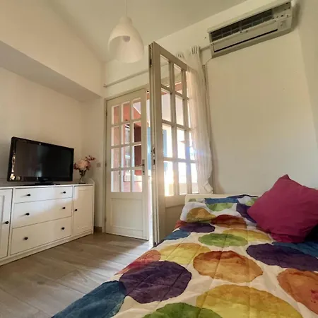 Pool Gateway In - Beahost דירה ביביונה